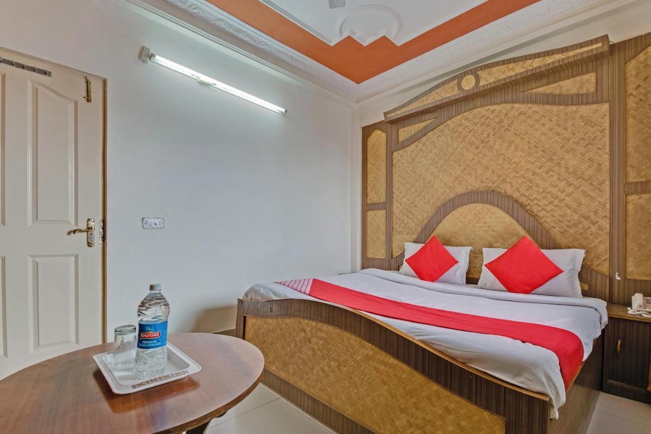 Oyo 24888 Hotel Sham Palace Katra  Buitenkant foto