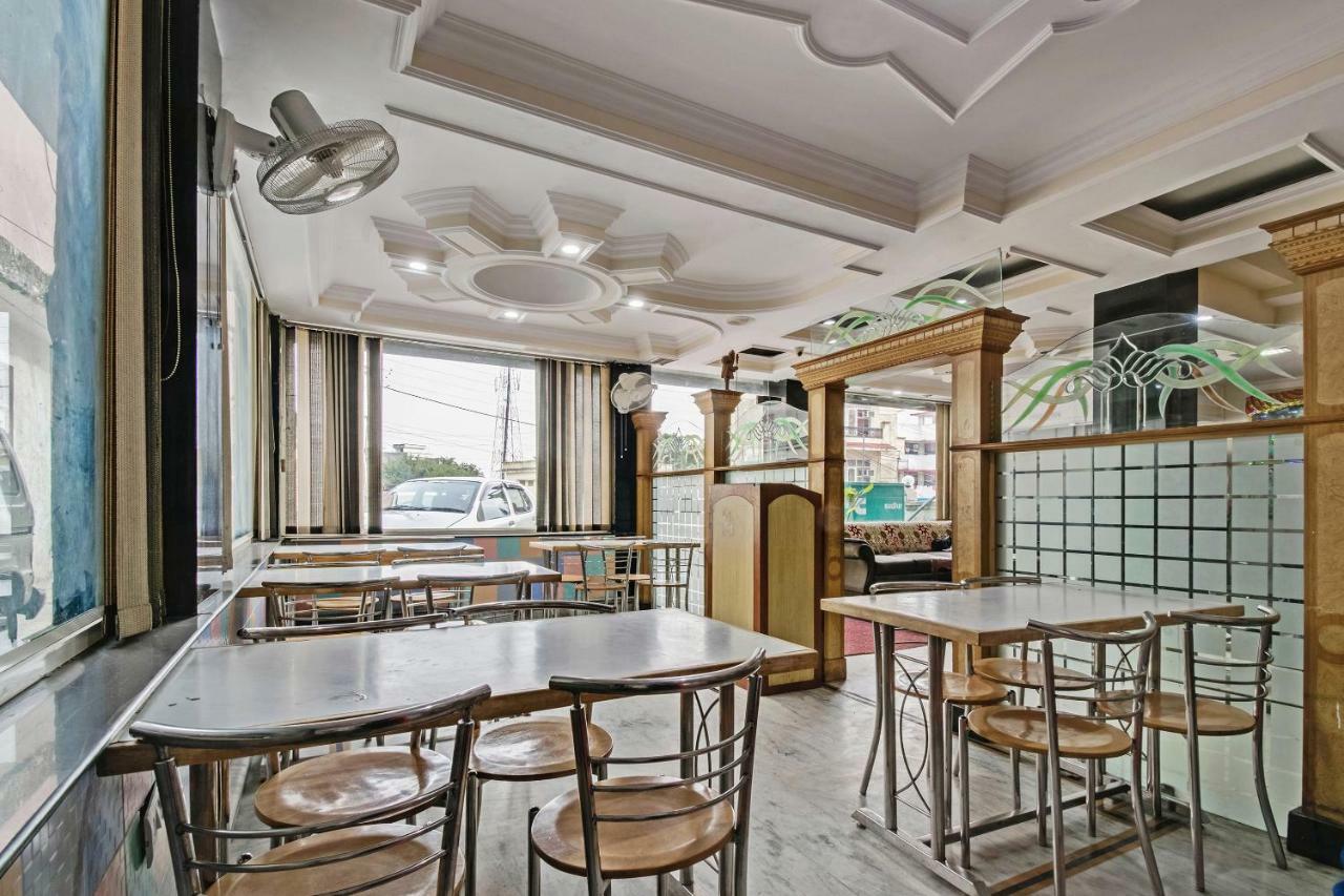 Oyo 24888 Hotel Sham Palace Katra  Buitenkant foto